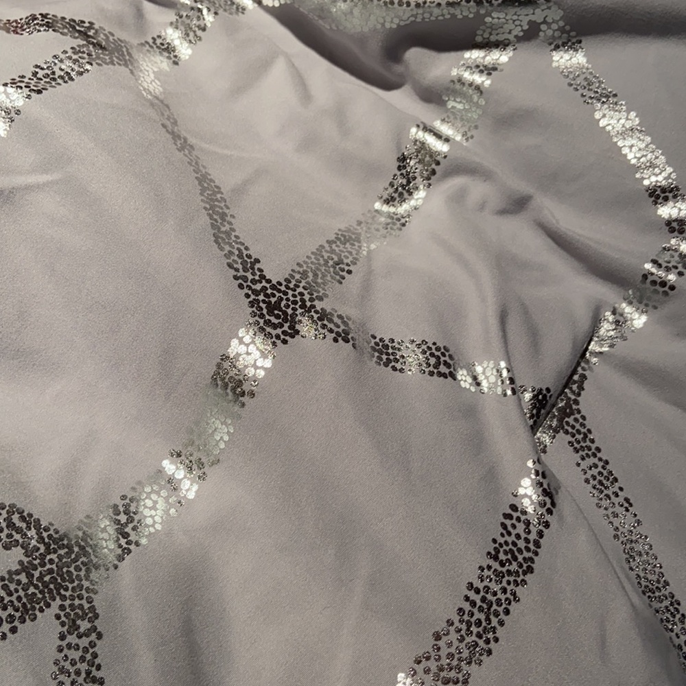 Twin XL bed bedding comforter with Sham grey & silver College Dorm size bed
